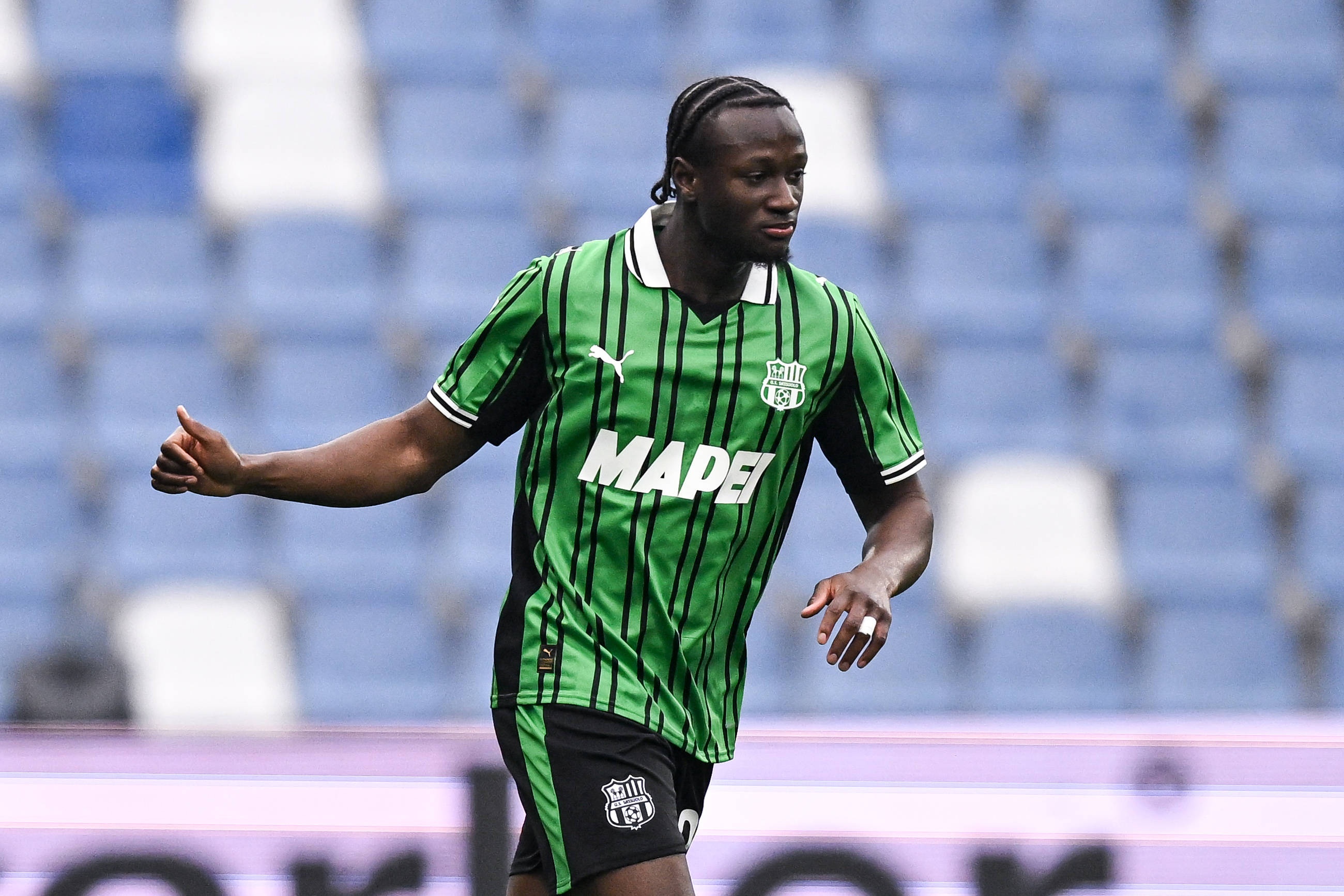 世界杯比赛时间-都体：国米对萨索洛中场科内感兴趣，上周派球探现场观看球员比赛