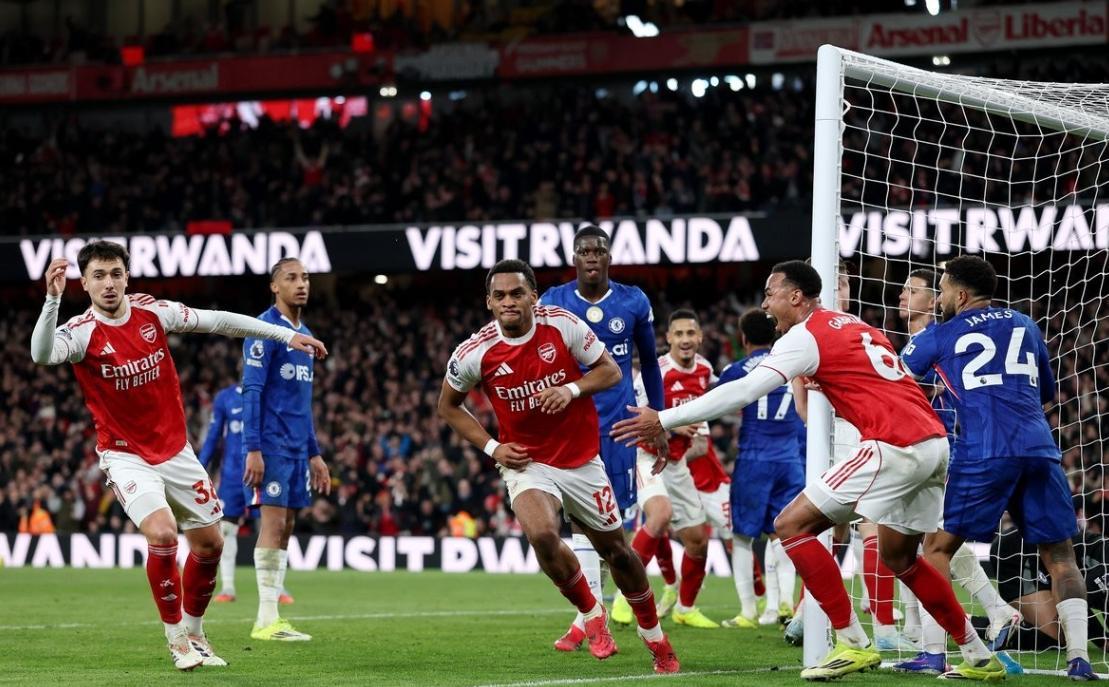 世界杯比赛时间-铁卫助攻独享队史第1，阿森纳2-1切尔西，破曼联纪录力压蓝月军团