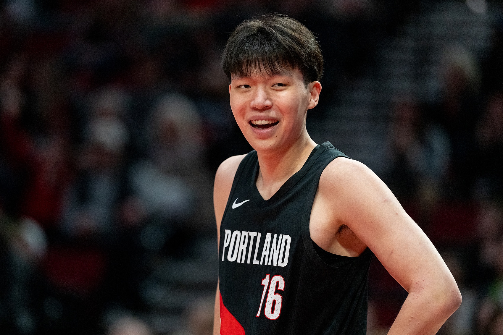世界杯比赛时间-杨瀚森点评自己的NBA菜鸟赛季：有太多遗憾&amp;不满 给自己打40-50分